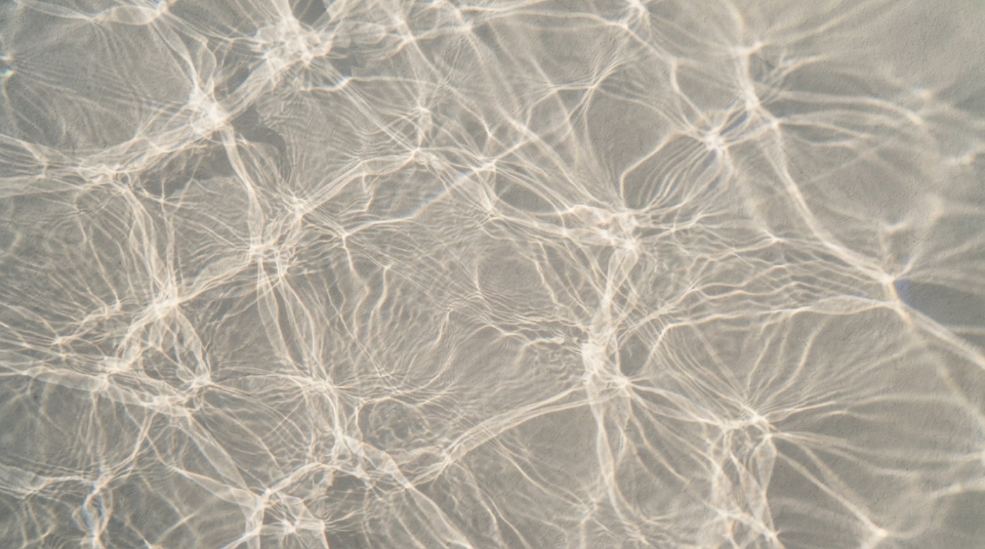 Porcelain — glass imagery, graded mono